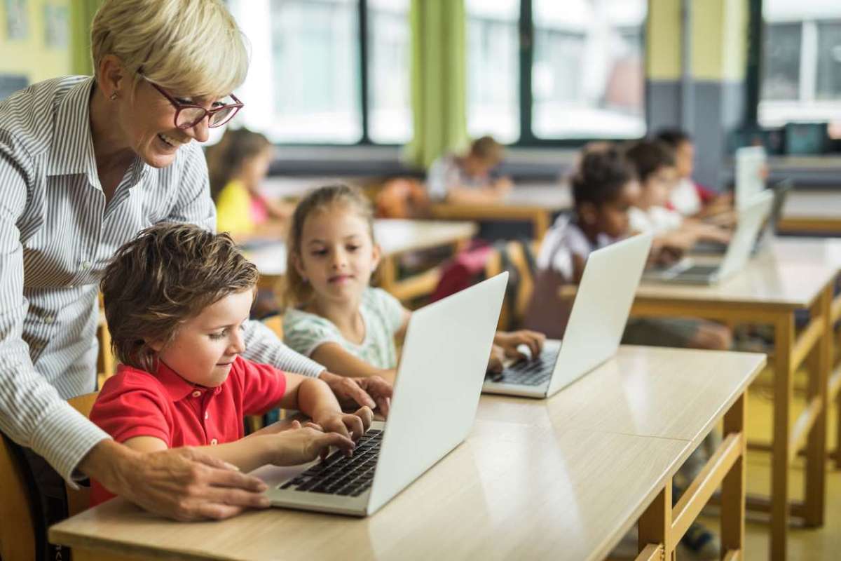 Best laptops deals for elementary students